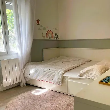 Semesterbostad Maison Familiale Les Pieds Dans L'eau Au Moutchic Lacanau
